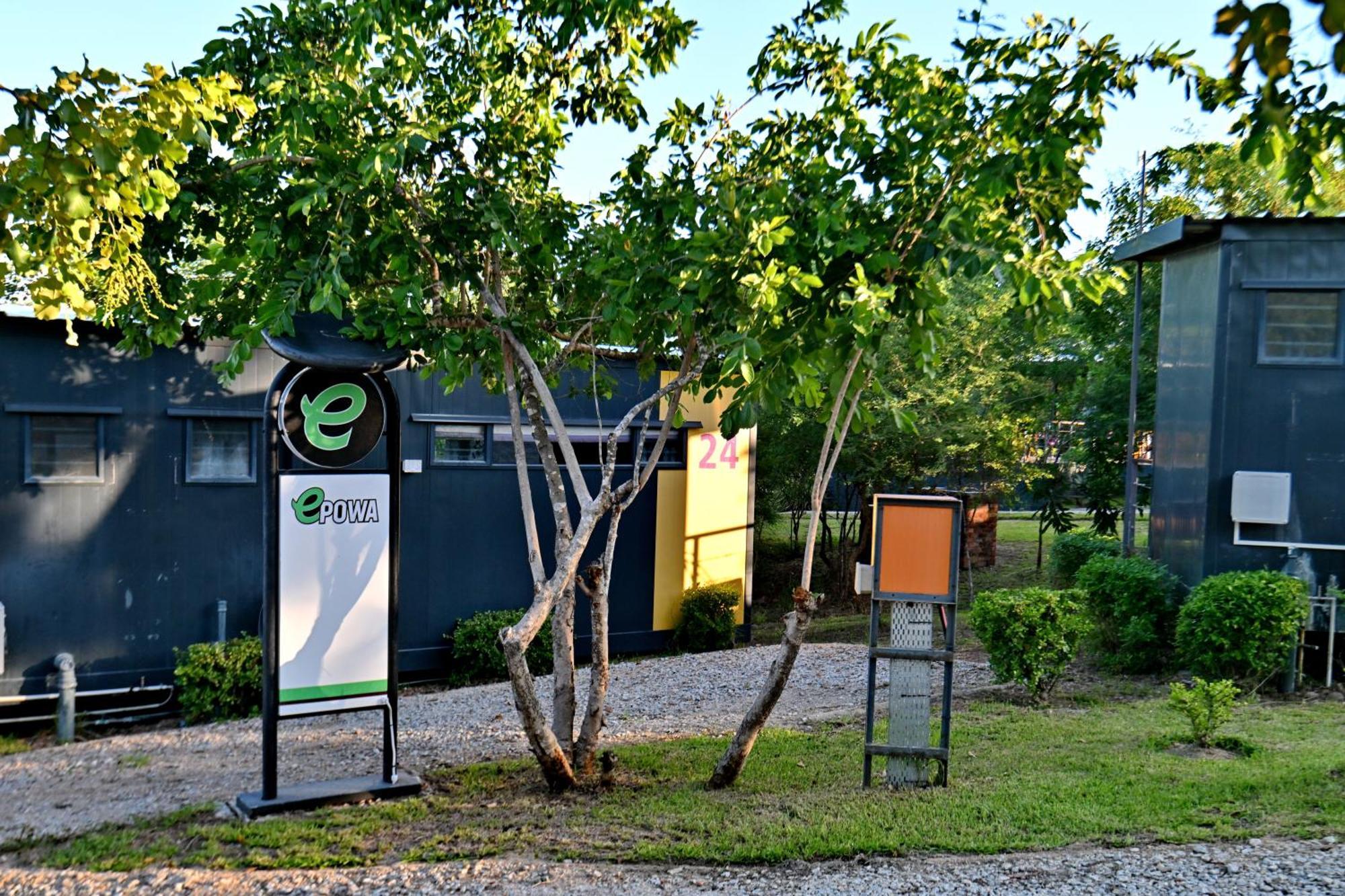 SleepOver Kruger Gate Skukuza Eksteriør billede